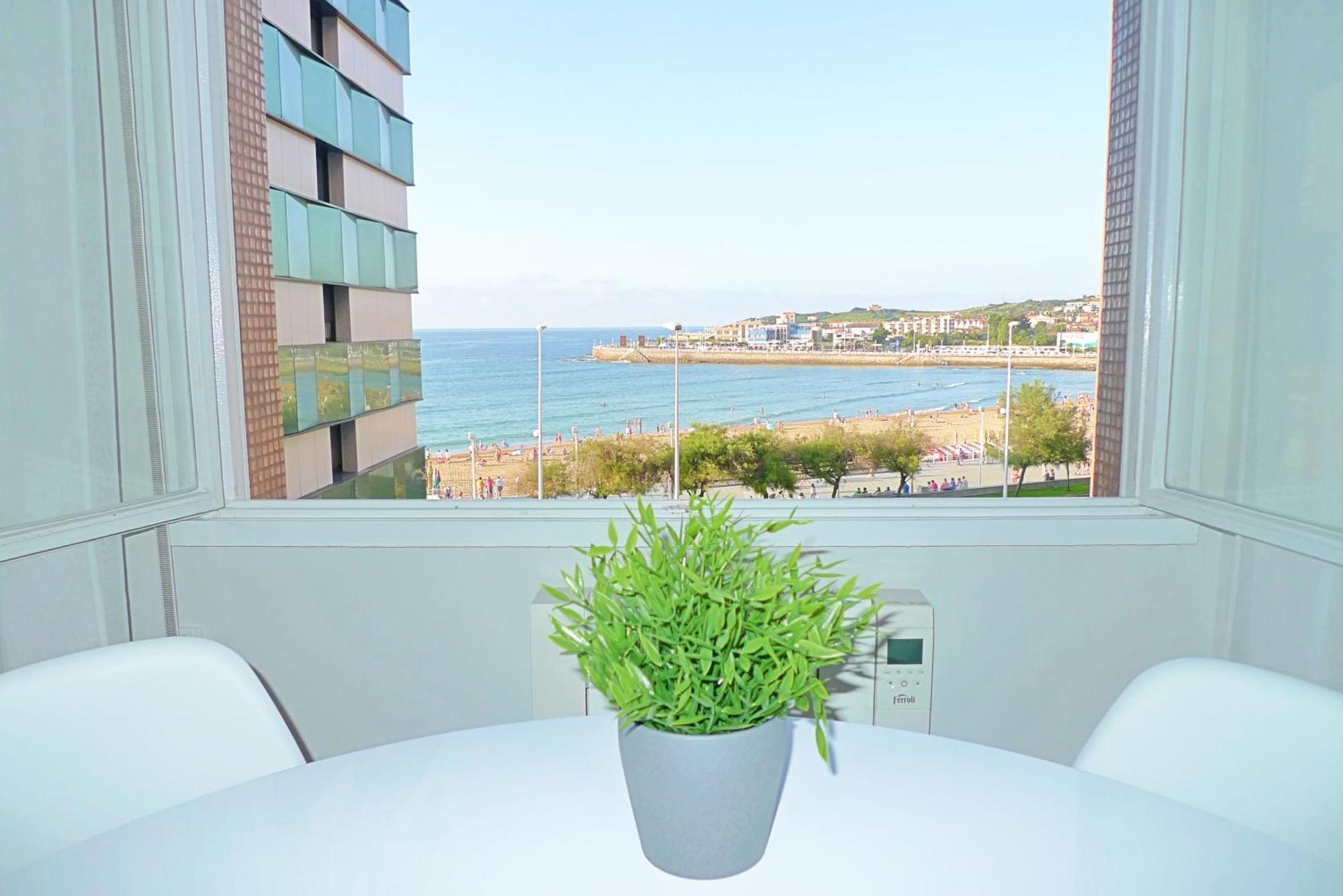 Apartamento San Lorenzo Playa. Vistas Al Mar. Gijon Exterior photo